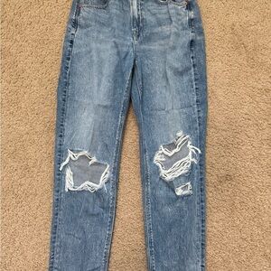 American Eagle Outfitters Light Blue Distressed Boyfriend Jeans